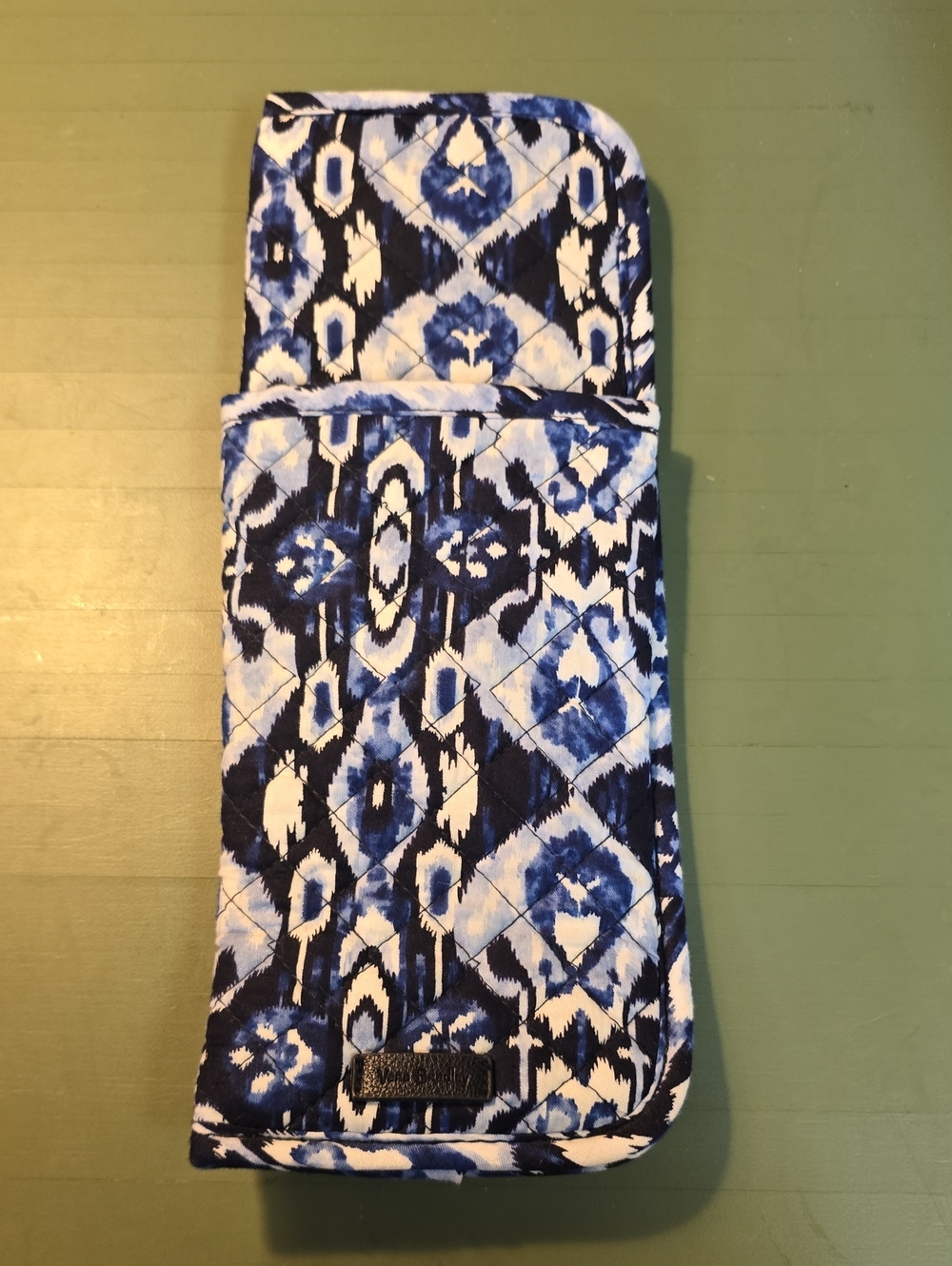 Vera Bradley Curling & Flat Iron Cover, Okay Island Pattern